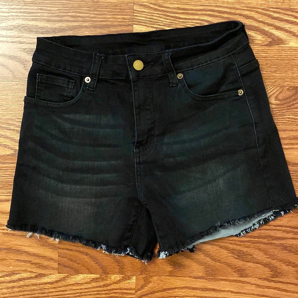 Born Primitive black Medium Jorts